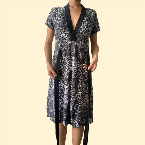 BCBGMAXAZRIA black, gray, and white leopard cheetah print Midi dress with Straps - Picture 6 of 9